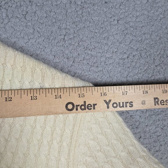 Ann Taylor Sweater Size Small Yellow V-Neck 3D Cable Knit Y2K Soft Girl Cashmere - Picture 8 of 10